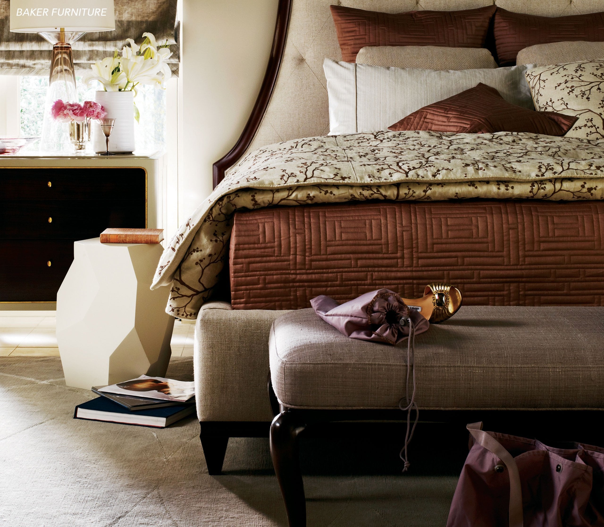 installation image of ARCHING LATTICE AMETHYST room-image