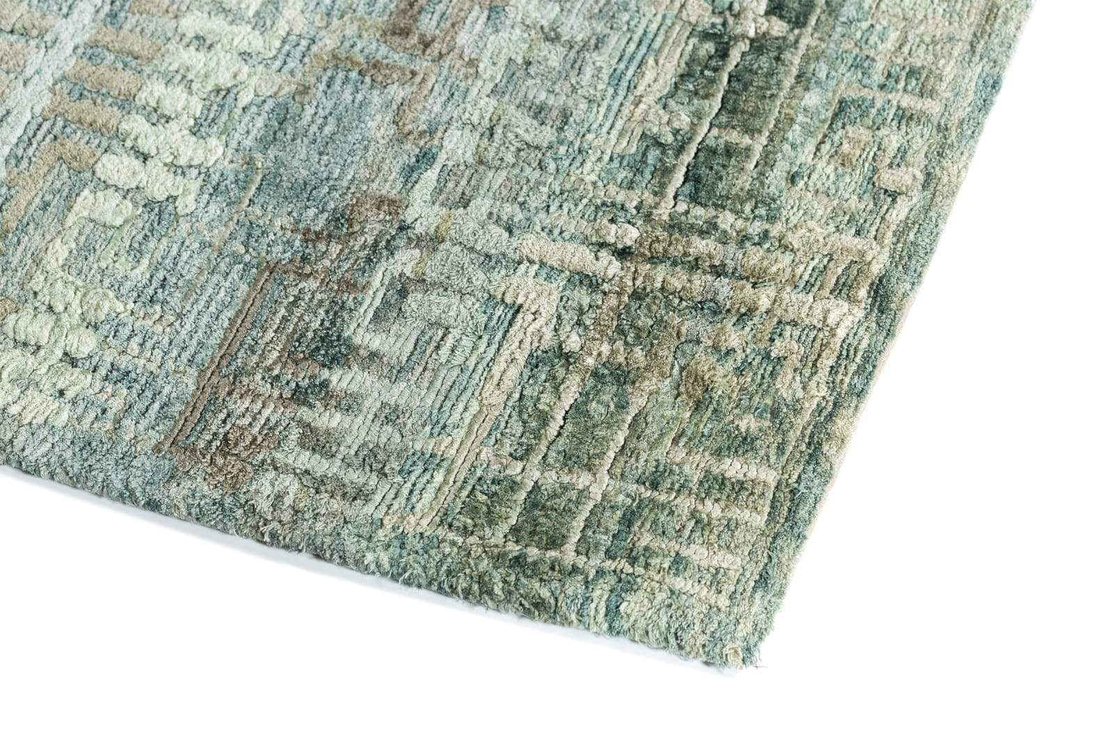 Detail shot of Artemis Lake, a hand knotted rug designed by Tufenkian Artisan Carpets.