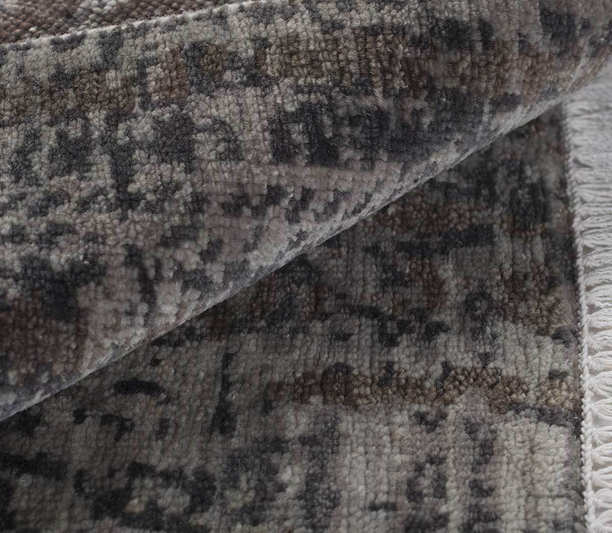 Detail image of BEDAYA CHARCOAL TAUPE, a hand knotted rug designed by Tufenkian Artisan Carpets.