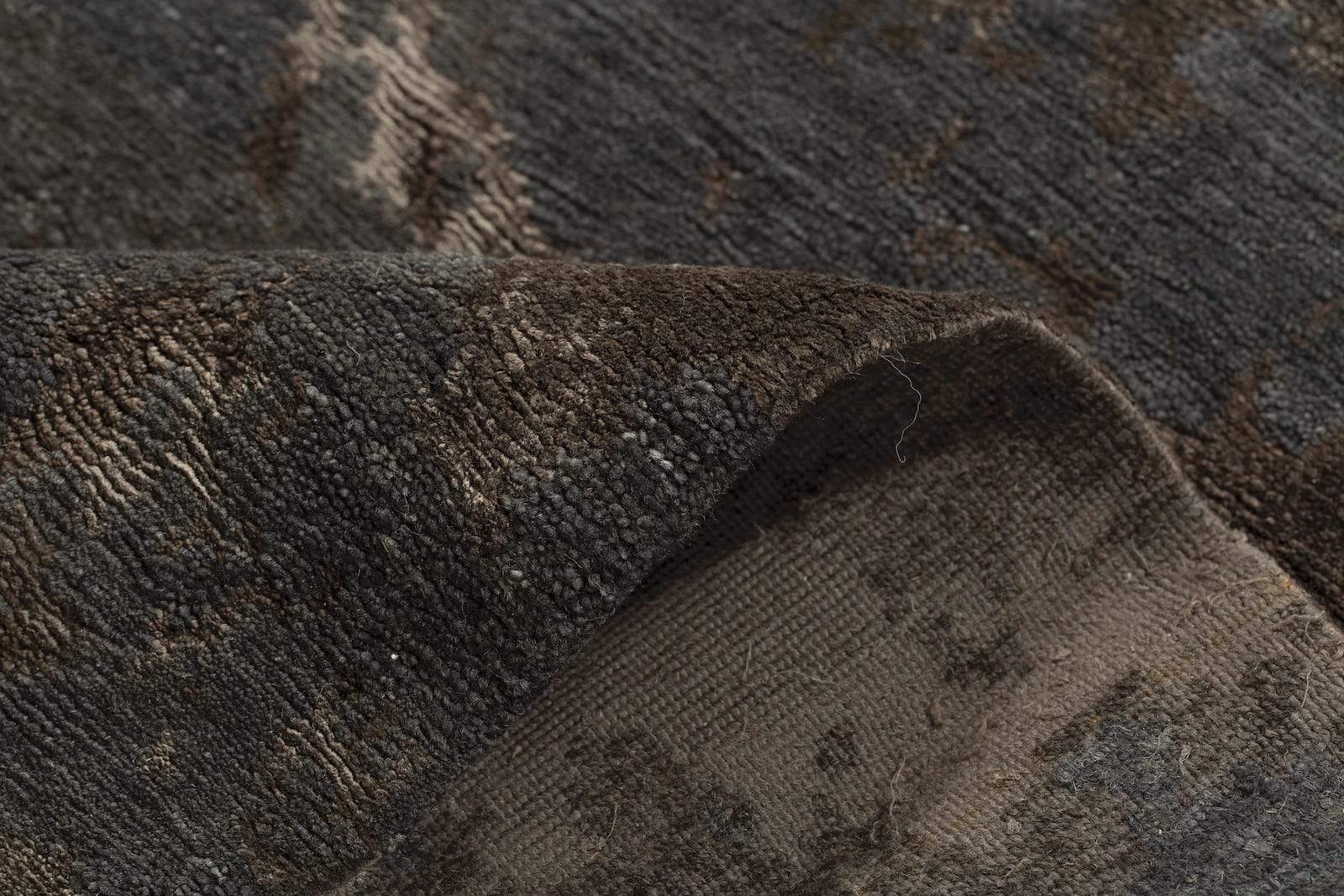 BUTTERFLY CHARCOAL COCO