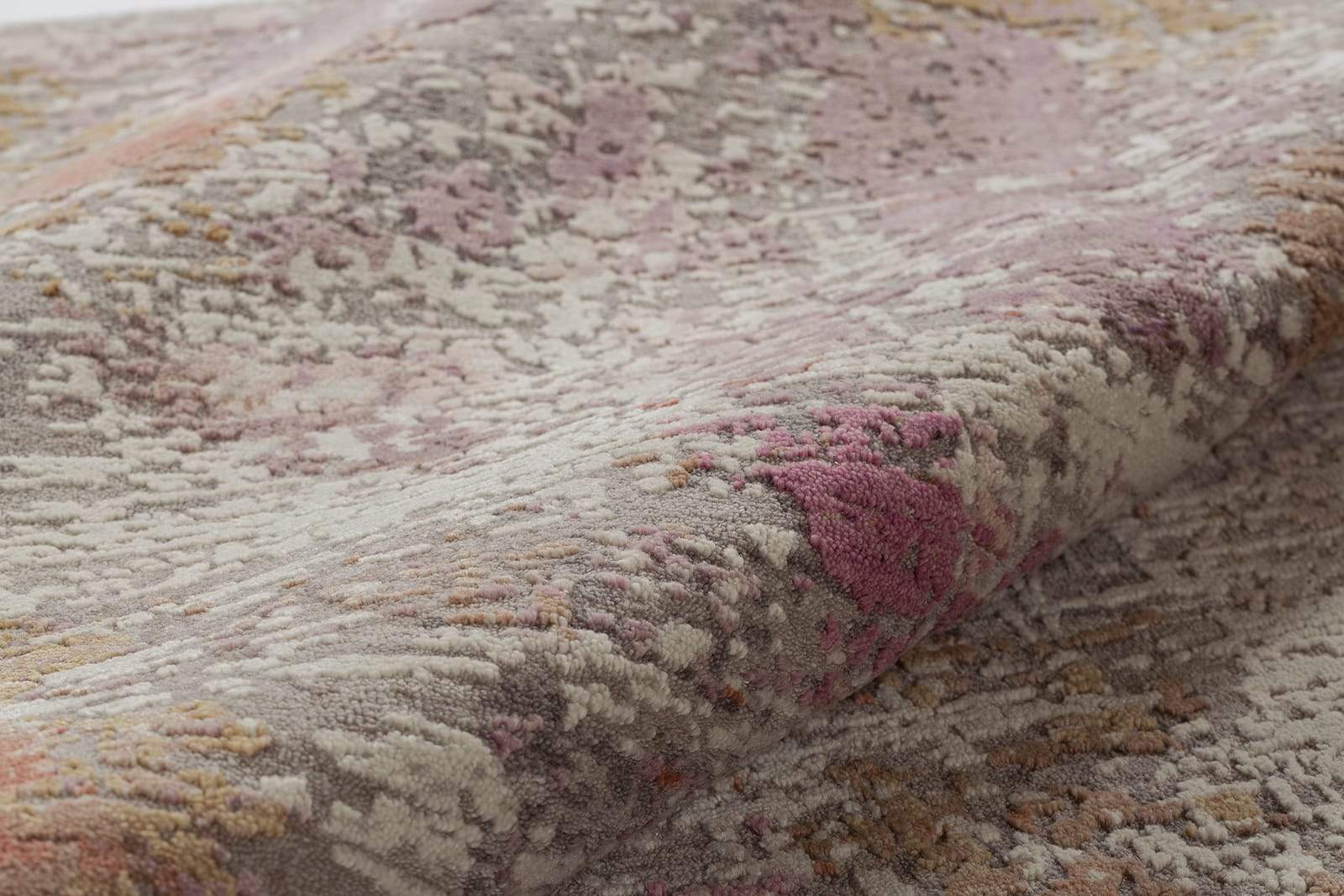 detail of City Lights III Pink rug