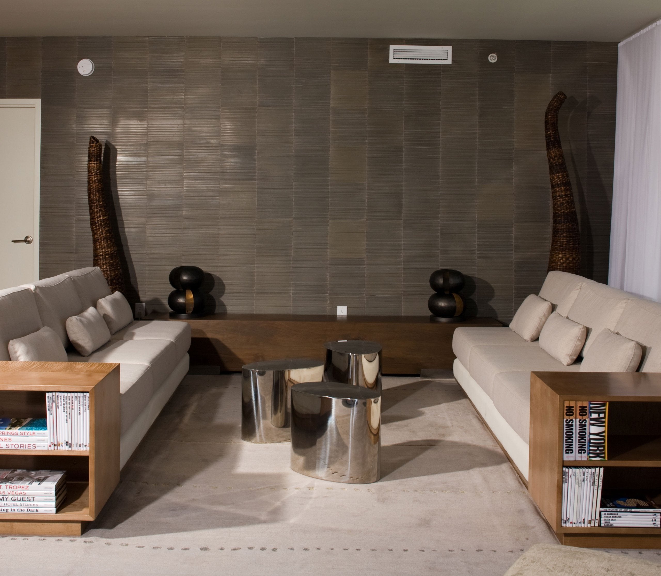 Installation of COCONINO SHEEPSKIN, a hand knotted rug designed by Tufenkian Artisan Carpets. room-image