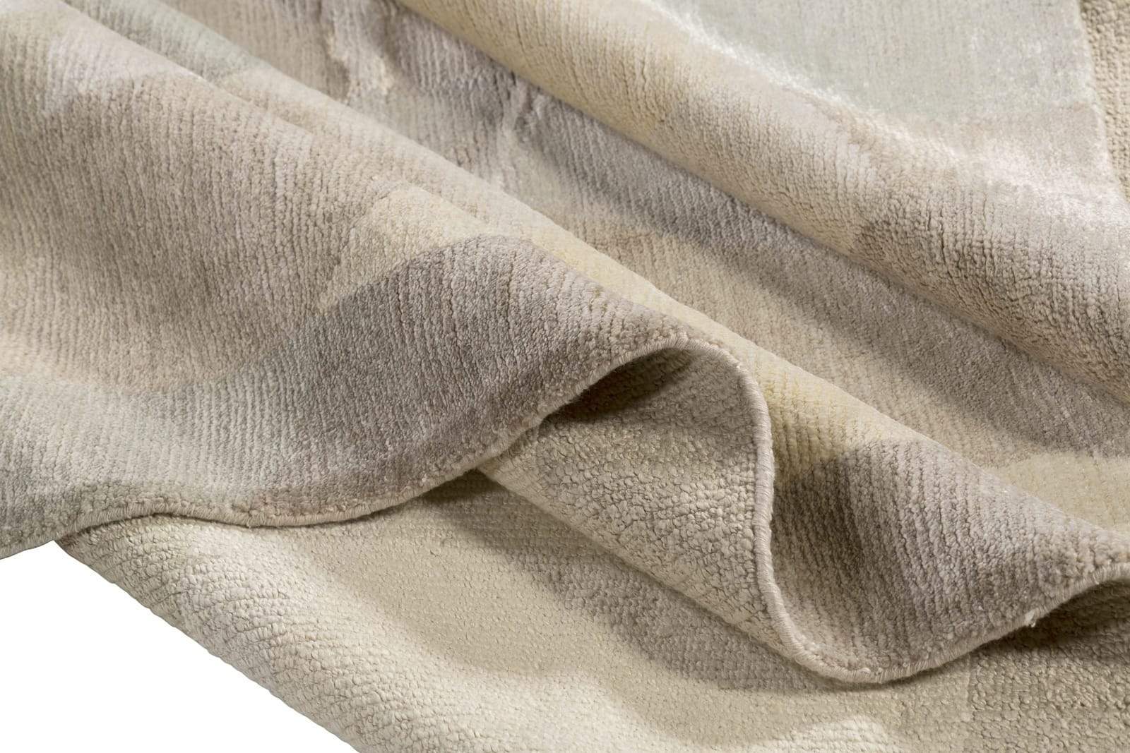 Detail shot of GILDED PASTEL, a hand knotted rug designed by Tufenkian Artisan Carpets.
