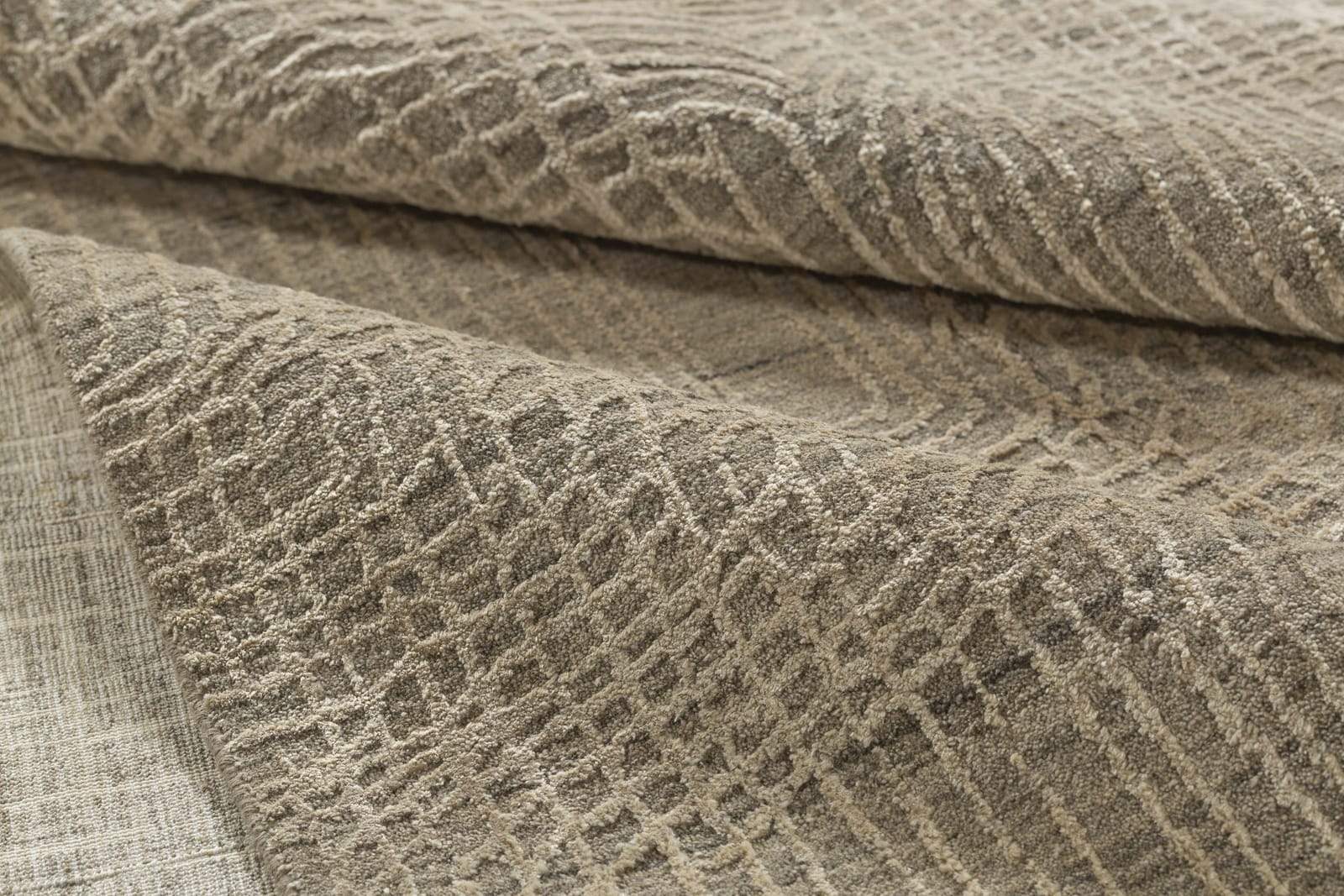 INTERSECT GOLDEN TAUPE Product Tufenkian Artisan Carpets 