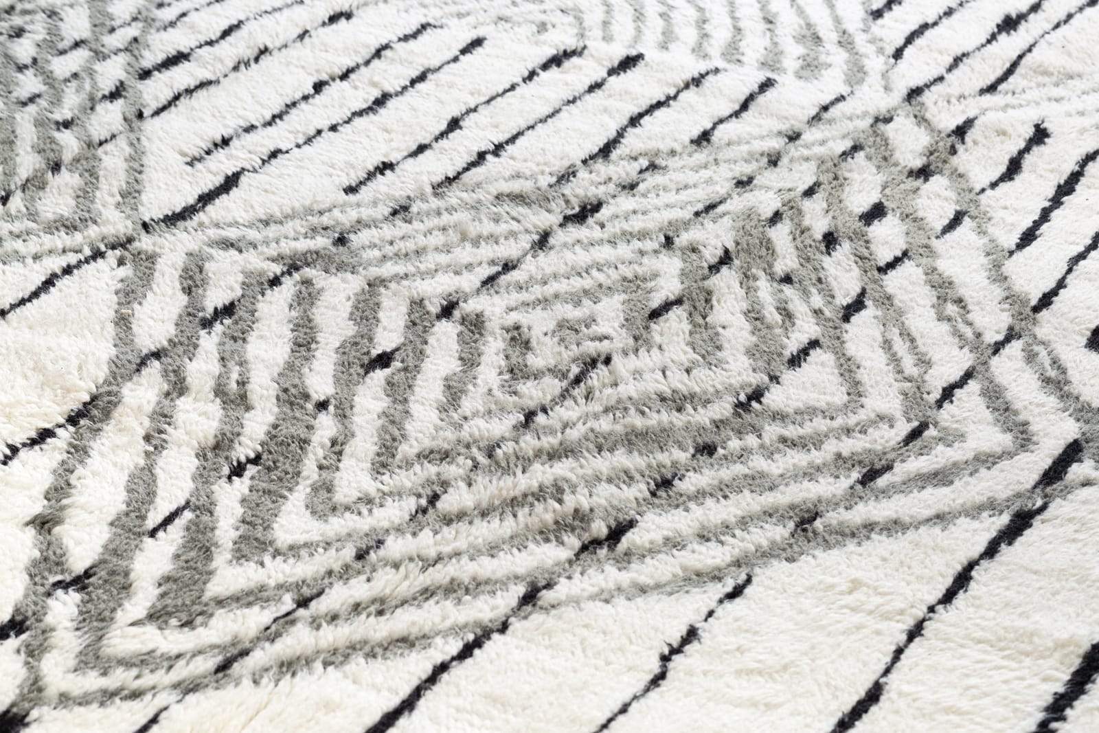 LOOM BLACK WHITE Product Tufenkian Artisan Carpets 