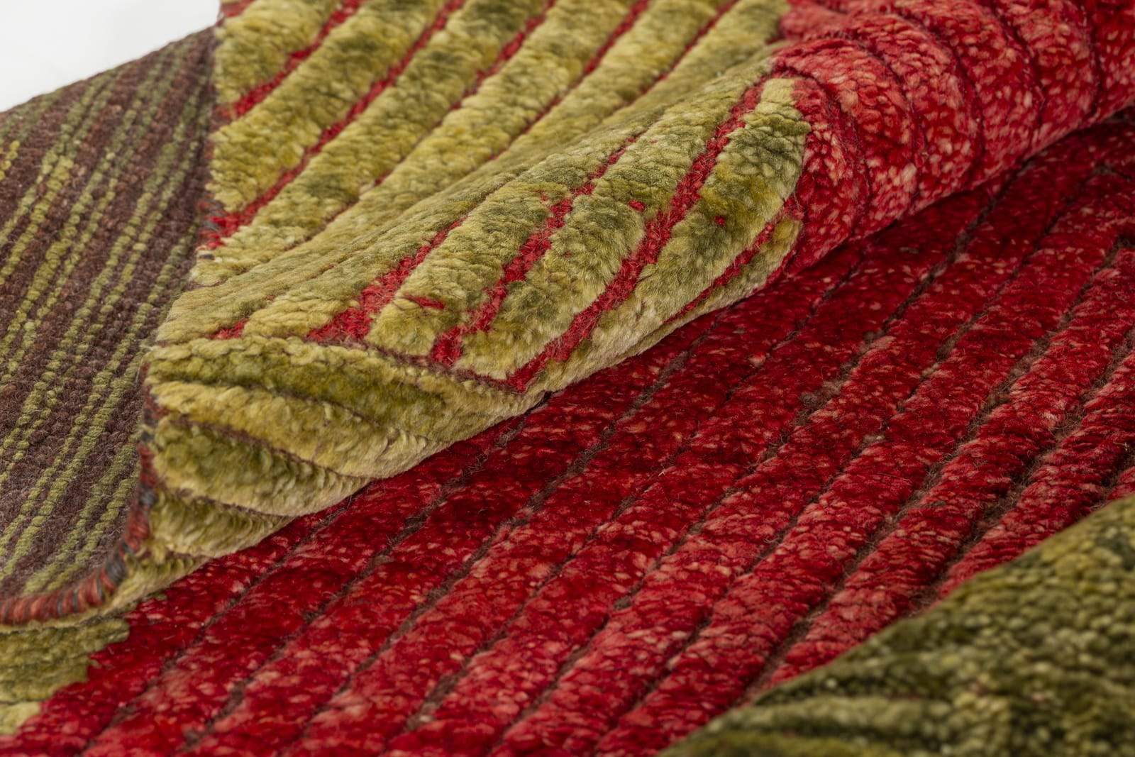 MINOS RUBY Products Tufenkian Artisan Carpets 