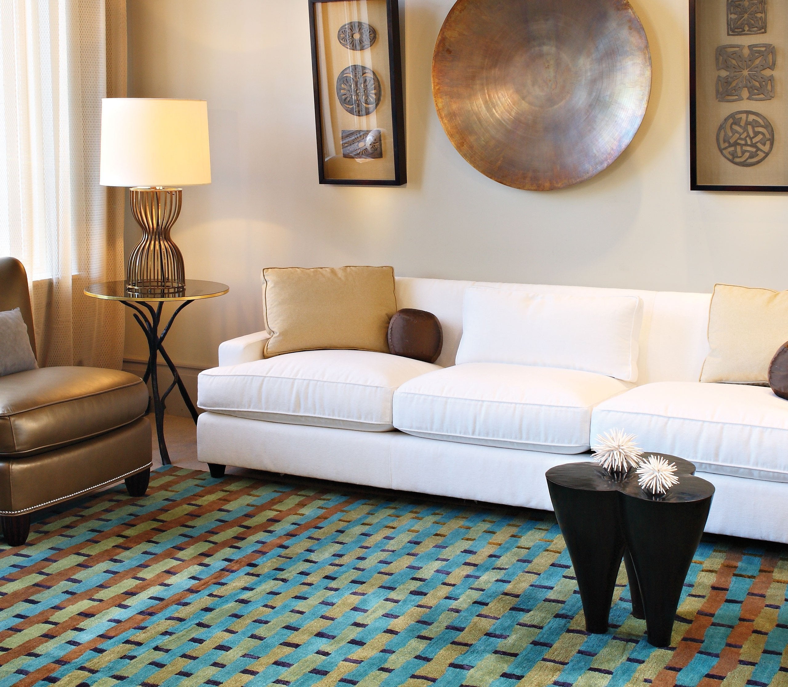 installation image of rag weave mardis gras room-image