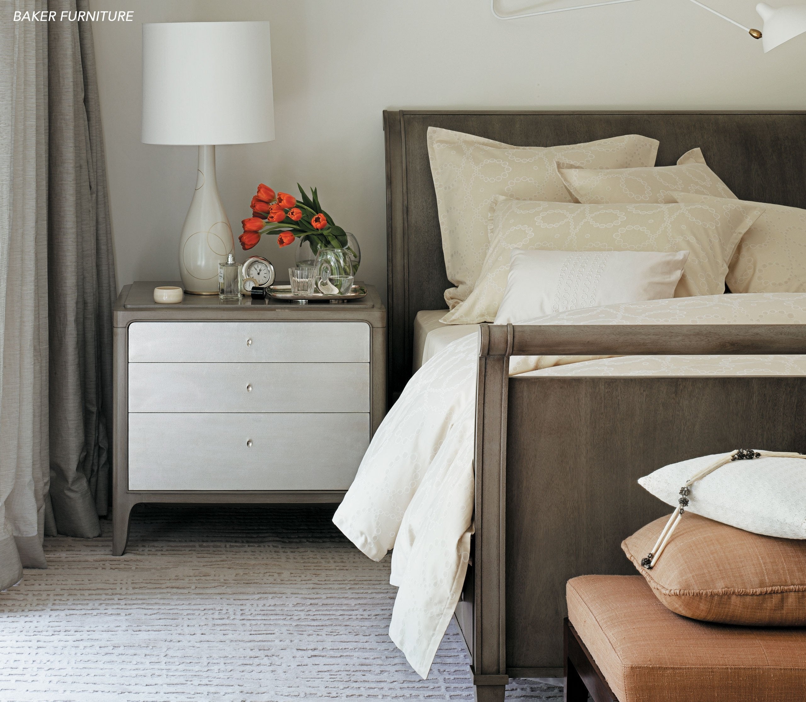Installation of SHEARLING WHITE, a hand knotted rug designed by Tufenkian Artisan Carpets. room-image