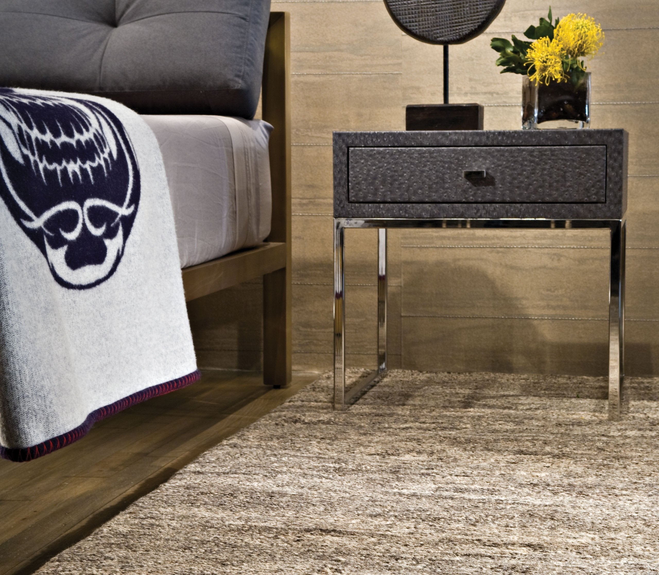 Installation of SPROUTS SHEEP'S GRAY, a hand knotted rug designed by Tufenkian Artisan Carpets. room-image