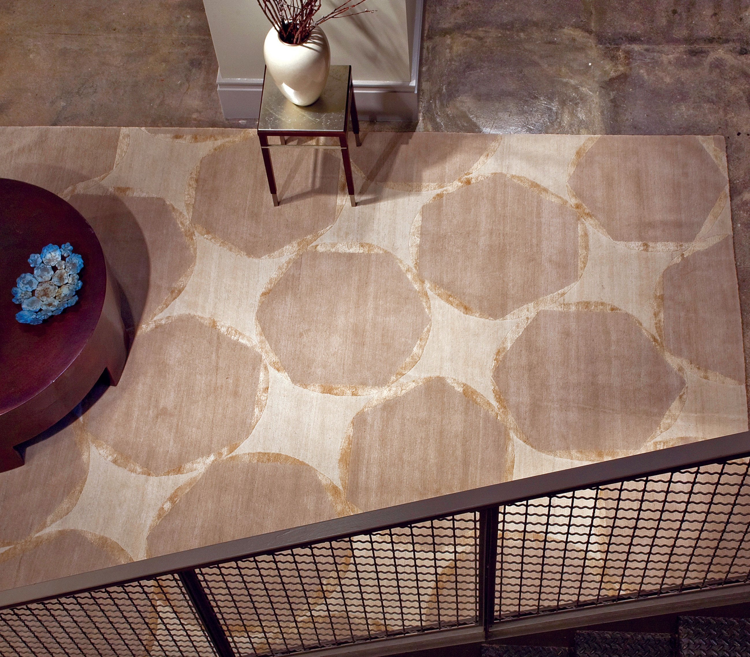 Installation of TRANQUILITY SAND, a hand knotted rug designed by Tufenkian Artisan Carpets. room-image
